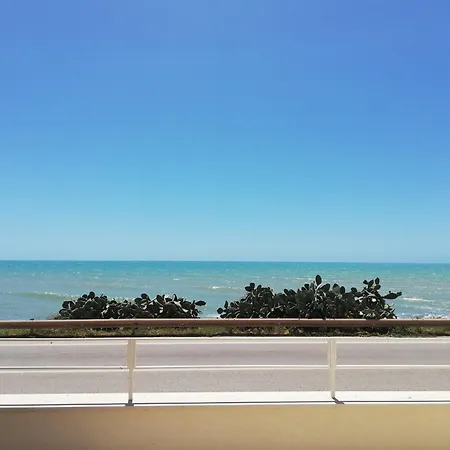 Casetta Frontemare Donnalucata (Sicily)